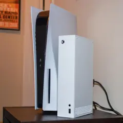 PS5 czy Xbox Series S - który wybór przyniesie więcej radości?