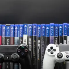 Używane gry PS4 – czy warto je kupić i na co zwrócić uwagę?