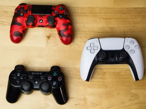 Czy pad od PS4 działa na PS5? Oto, co musisz wiedzieć o kompatybilności