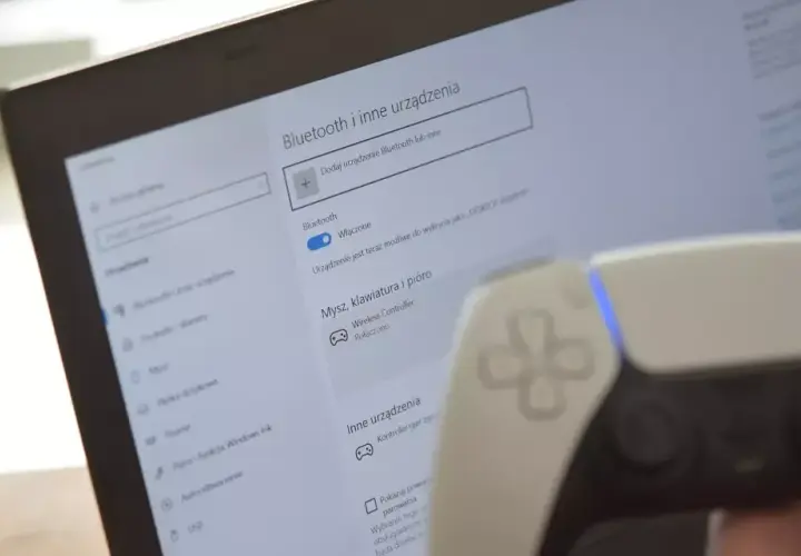 Jak podłączyć pada do PS5 - proste kroki, aby uniknąć problemów