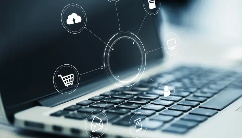 Jak wybrać odpowiednią platformę internetową? Od szybkich płatności po rejestrację bez formalności