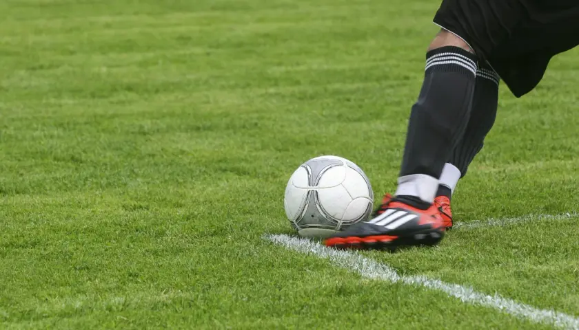 Jak zakup FC Coins przyspiesza rozwój drużyny w FC25?